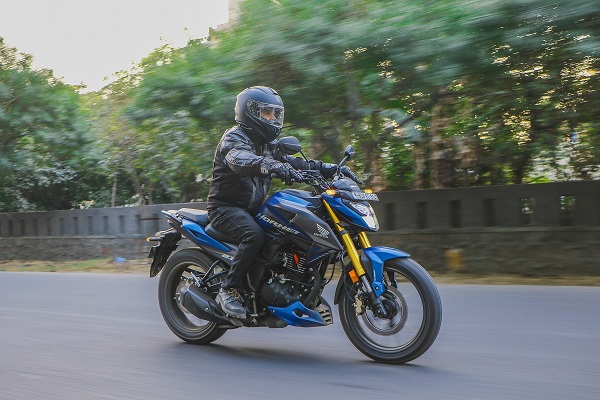 hornet on road price 2020